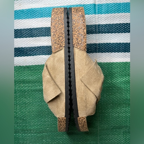 🎉✨ FOREVER LINK- Ingrid Bow Tan Suede Slide Sandals Women's Size 10 NWOT - Picture 10 of 15